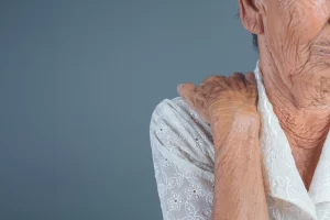 Awas, Penyakit Degeneratif ini Rentan Menyerang Sendi Bahu - Patella